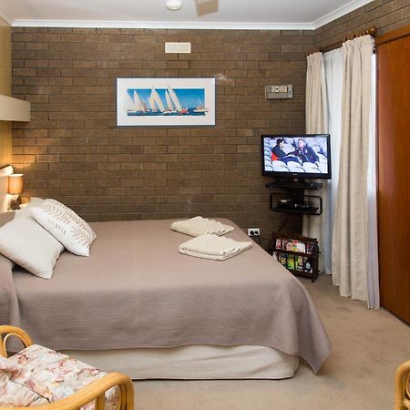 Sandpiper Holiday Apartments Lakes Entrance Exterior foto
