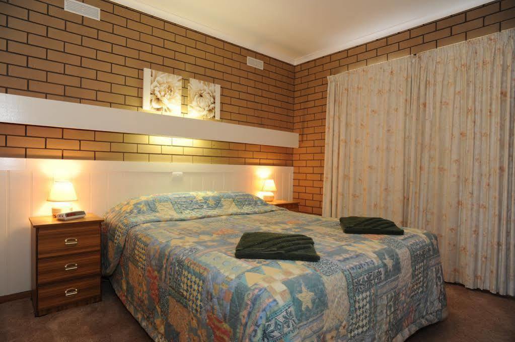 Sandpiper Holiday Apartments Lakes Entrance Exterior foto
